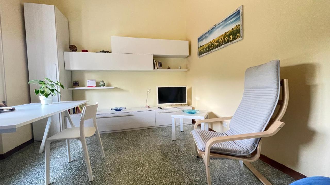 Apartamento Tra Gli Olivi Lucca Exterior foto